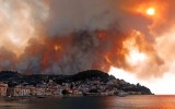 Grecia continua a bruciare, Rodi e Corfù in fiamme: 